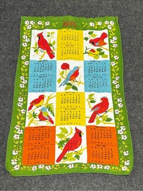 🟢 3/$25 - 1976 Calendar Tea Towel - Birds - Vintage
